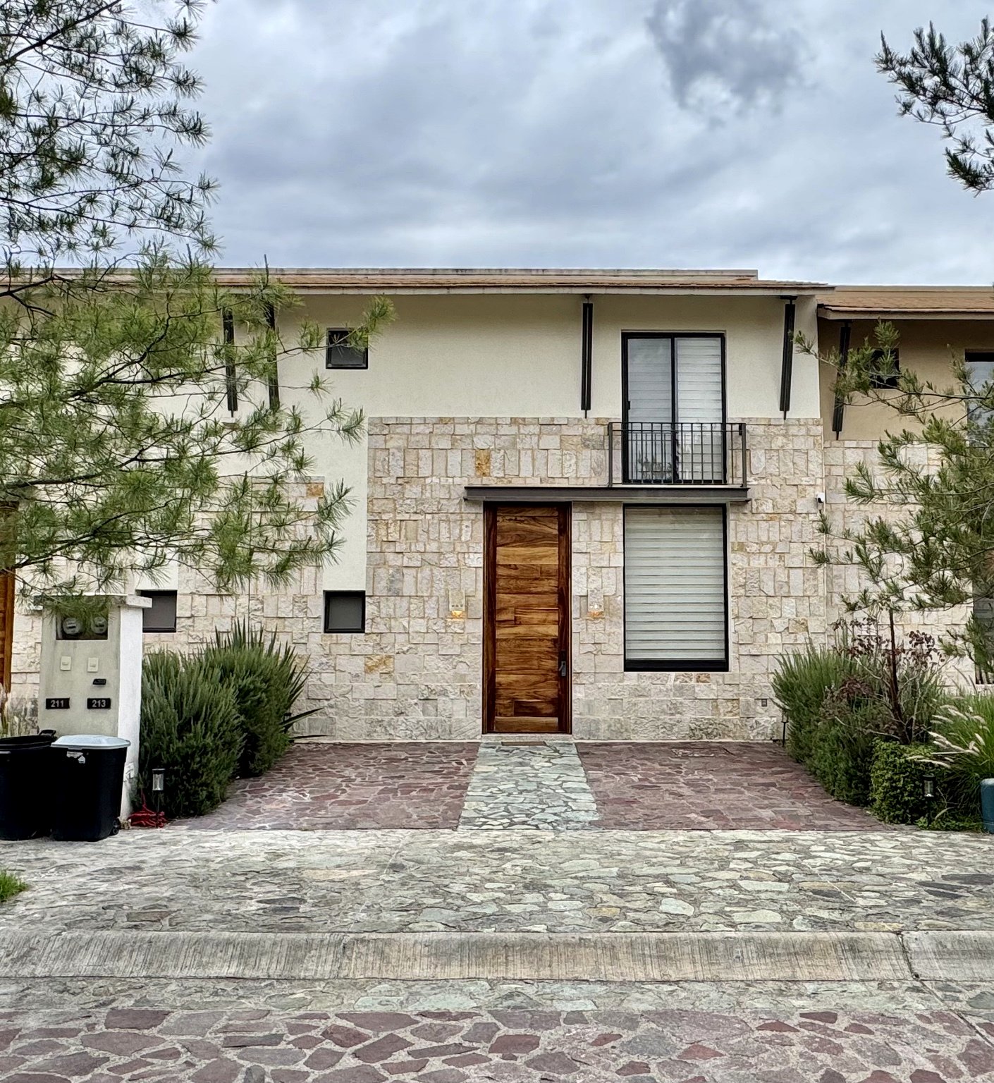 Fachada Valbuena House